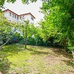 Gorgeous Hideout موستار