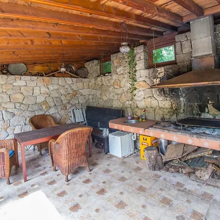 Gorgeous Hideout